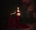 Lightweight Chiffon Wrap for Flawless Maternity Shoot